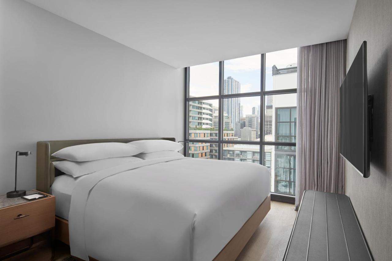 Готель Courtyard By Marriott Melbourne Flagstaff Gardens Екстер'єр фото