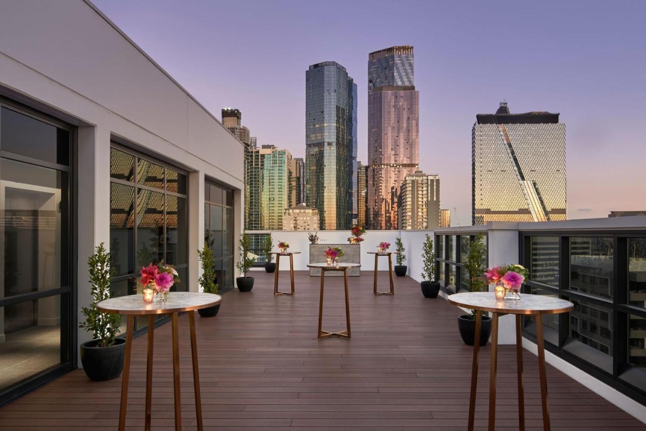 Готель Courtyard By Marriott Melbourne Flagstaff Gardens Екстер'єр фото